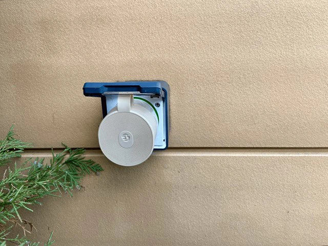 Utomhuskontakt - Bild 2