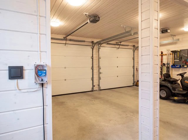 Styrning av garageport - Bild 9